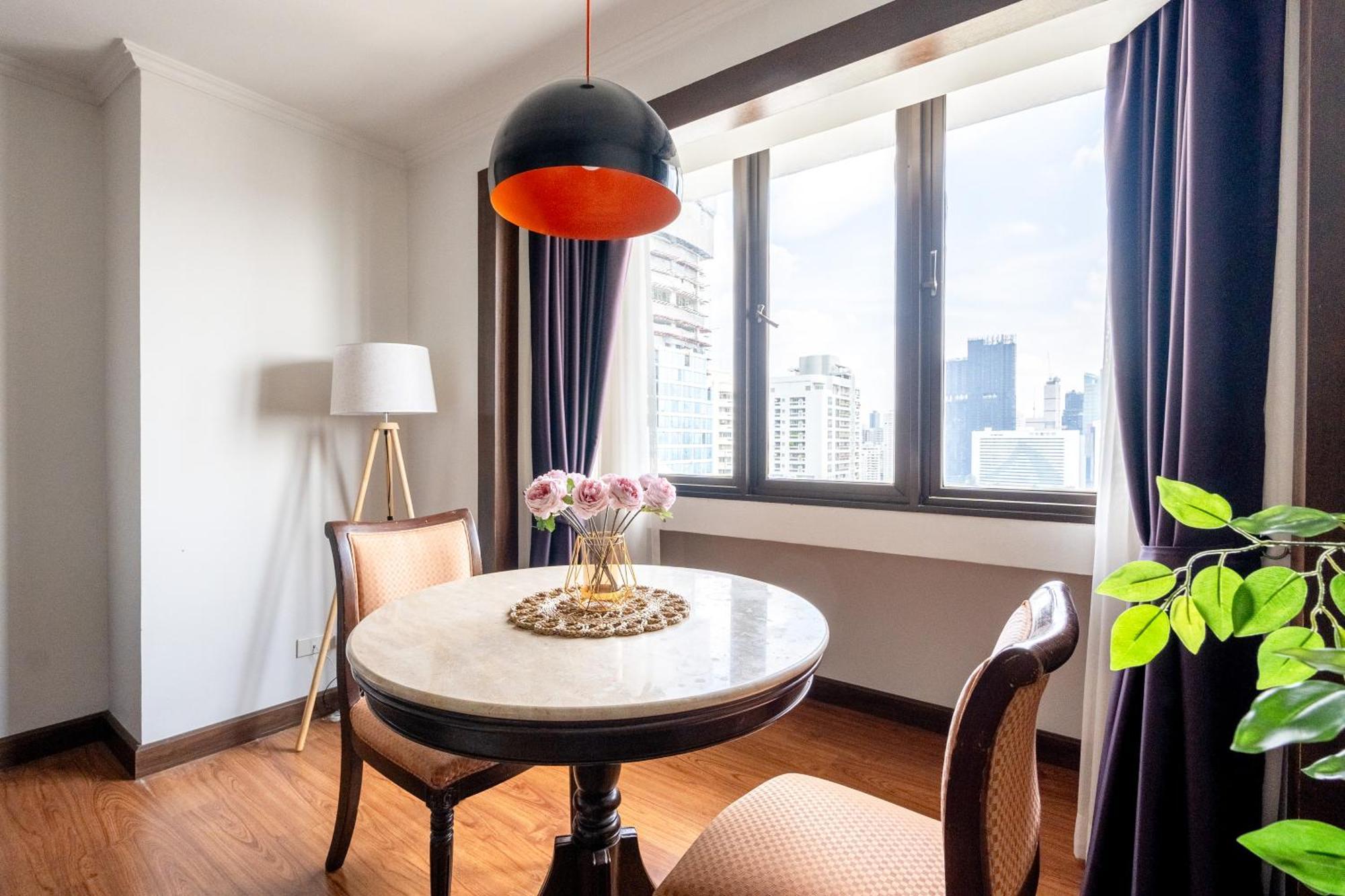 Artichoke Sukhumvit, Nana Bts Apartment *
